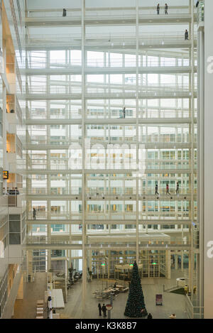 Pays-bas, La Haye, Stadhuis, hôtel de ville, conçu par l'architecte américain Richard Meier, de l'intérieur Banque D'Images