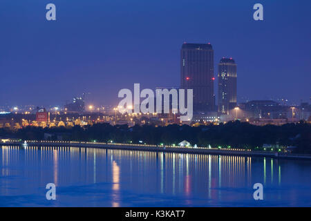 Émirats Arabes Unis, Dubai, Deira, elevated view de la Crique de Dubaï, Dawn Banque D'Images