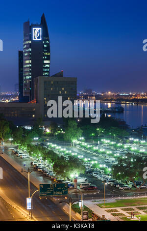 Émirats Arabes Unis, Dubai, Deira, elevated view de la Crique de Dubaï, Dawn Banque D'Images