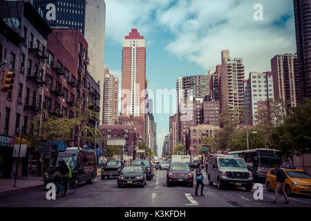 Le trafic avec Streetview de Manhattan, New York, USA Banque D'Images