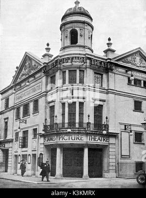 Photo ST JAMES THEATRE, éventuellement sous-titrés comme Victoria, Londres SW mais peut-être sur St James Street, Walthamstow, London, où il y avait une photo de St James Theatre Banque D'Images