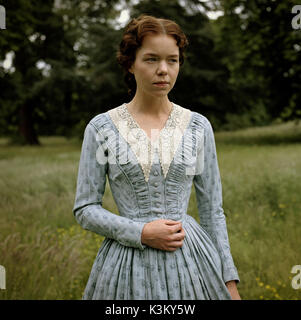 BLEAK HOUSE ANNA MAXWELL MARTIN comme Esther Valéry Date : 2005 Banque D'Images