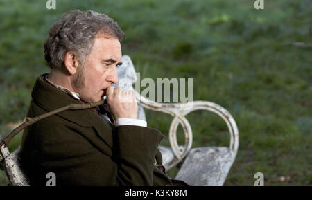 BLEAK HOUSE DENIS LAWSON comme John Jarndyce Date : 2005 Banque D'Images