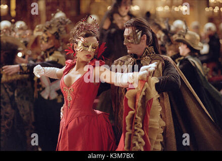 VAN HELSING Kate Beckinsale, RICHARD ROXBURGH que Count Dracula VAN HELSING Date : 2004 Banque D'Images