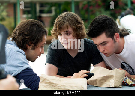 RED STATE [2011] nous [L-R] Michael Angarano, KYLE GALLNER, NICHOLAS BRAUN Date : 2011 Banque D'Images