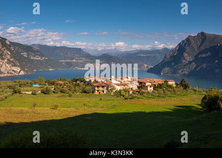 Montisola, le lac d'Iseo, Brescia, Lombardie, Italie Banque D'Images