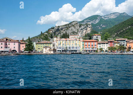 Torbole, Lac de Garde, le Trentin, Italie Banque D'Images