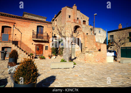 Village'Aliano, district de Matera, Basilicate, Italie Banque D'Images