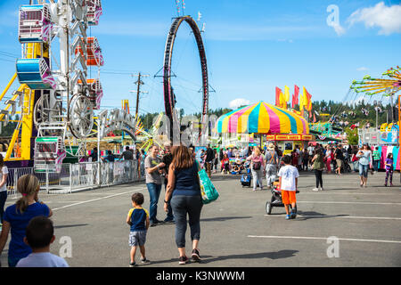 Des foules et de l'alimentation Parc d'Evergreen State Fair Monroe Washington Banque D'Images