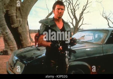 MAD MAX 2 [1981] AUS aka mad MAX : Le Road Warrior MEL GIBSON Date : 1981 Banque D'Images