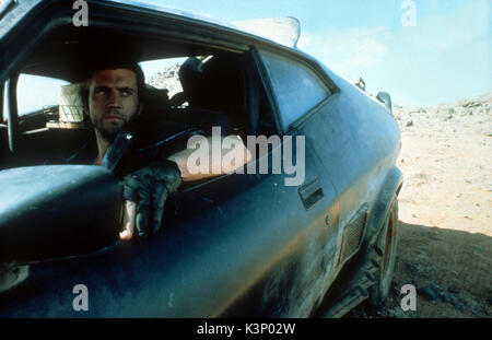 MAD MAX 2 [1981] AUS aka mad MAX : Le Road Warrior MEL GIBSON Date : 1981 Banque D'Images