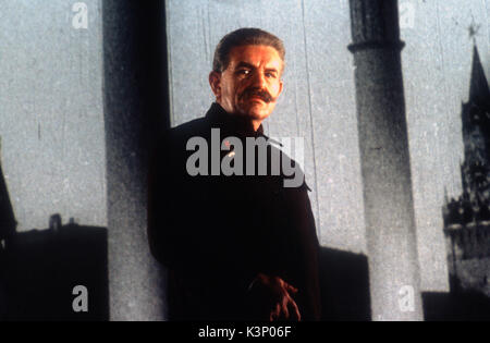 Monarque ROUGE [BR] TVM 1983 COLIN BLAKELY comme Staline Date : 1983 Banque D'Images