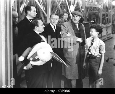 WILLIAM ARRIVE EN VILLE [BR 1948] Æ MATTHEWS [centre], GARRY MARSH, WILLIAM GRAHAM Date : 1948 Banque D'Images