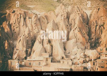 Maisons dans le village de montagne de Kandovan, Iran. Banque D'Images