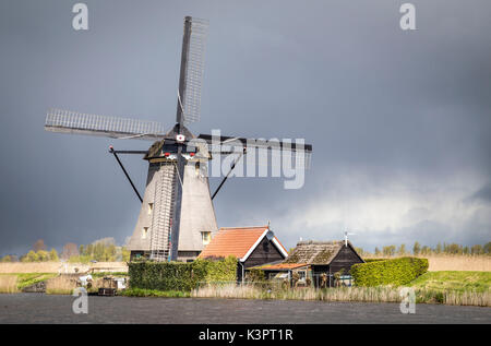 Les moulins à vent de Kinderdijk, Pays-Bas Banque D'Images