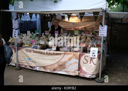 Nantwich, Cheshire, Festival de la gastronomie, fromage, boisson, annuel, ville du marché, bâtiments noir et blanc, Elizabethan, ancien, Histoire, Historique, tôt. Banque D'Images