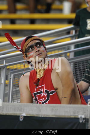 Waco, Texas, USA. 2Nd Sep 2017. Flammes Liberty ventilateur à la NCAA Football match entre l'Ours et le Liberty Baylor flammes à McLane Stadium à Waco, Texas. Matthew Lynch/CSM/Alamy Live News Banque D'Images