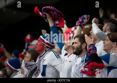 Mal Pais, Costa Rica. 06Th Sep 2017. Îles Féroé, Torshavn - septembre 3, 2017. Les fans de football des îles Féroé ont une partie au cours de la qualification de la Coupe du monde entre les îles Féroé et l'Andorre à Torsvoellur Stadion à Torshavn. Gonzales : Crédit Photo/Alamy Live News Banque D'Images