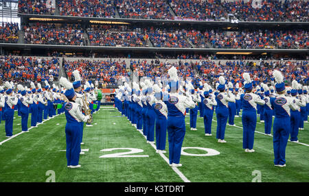 Arlington, TX USA. 09Th Sep 2017. Une bande de Floride avant le match de football NCAA Advocare Classic entre le Michigan Le carcajou et le Florida Gator à AT&T Stadium Arlington, TX. James Thurman/CSM/Alamy Live News Banque D'Images