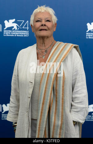 Venise, Italie. 06Th Sep 2017. Judi Dench assiste à l'appel de photo de 'Victoria & Abdul' pendant le 74e Festival du Film de Venise au Palazzo del Casino de Venise, Italie, le 03 septembre 2017. - Pas de service de fil - Photo : Hubert Boesl/dpa/Alamy Live News Banque D'Images