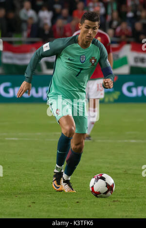 Budapest. Sep, 2017 3. Cristiano Ronaldo du Portugal en compétition lors de la Coupe du Monde 2018 match de qualification entre le Portugal et la Hongrie à Budapest, Hongrie le 3 septembre 2017. Défaite du Portugal Hongrie 1-0. Credit : Attila Volgyi/Xinhua/Alamy Live News Banque D'Images