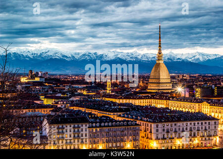 Turin, Piémont, Italie. paysage urbain à partir de la Monte dei Cappuccini Banque D'Images