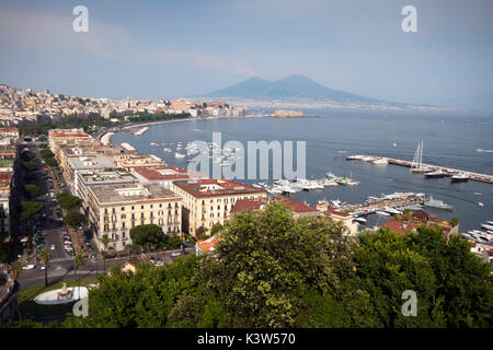 Naples, Campanie, Italie. Vue de Posillipo. Banque D'Images