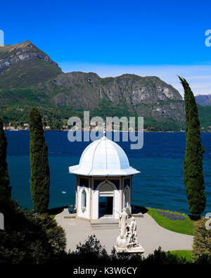 Kiosque dans la Villa Melzi, Bellagio, Lac de Côme, Lombardie, Italie Banque D'Images