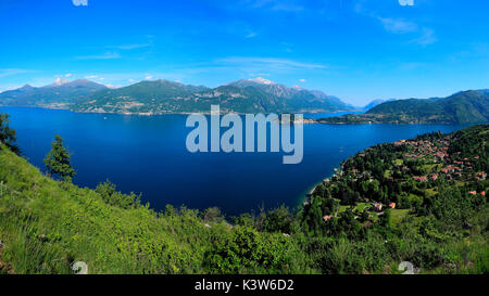 Panorama sur le lac de Côme, Lombardie, Italie Banque D'Images