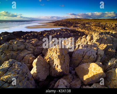 Vue d'une soirée de repos, la baie de Porthcawl, South Wales, UK Banque D'Images