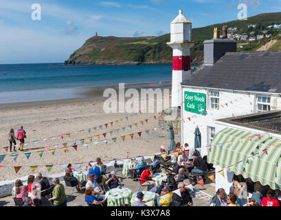 Cosy nook occupé café à la plage après Erin, lighthouse view Banque D'Images