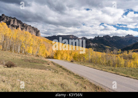 Mesa haute vallée de pinacles à Cimarron Colorado. Banque D'Images