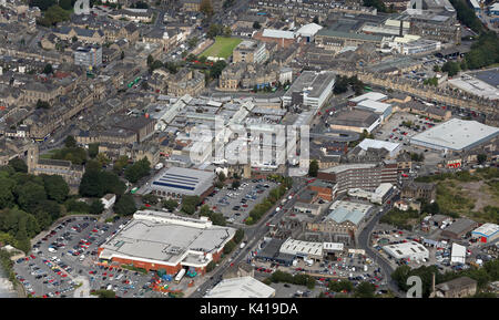 Vue aérienne de l'hypermarché Morrisons & Worth, Keighley, West Yorkshire Banque D'Images