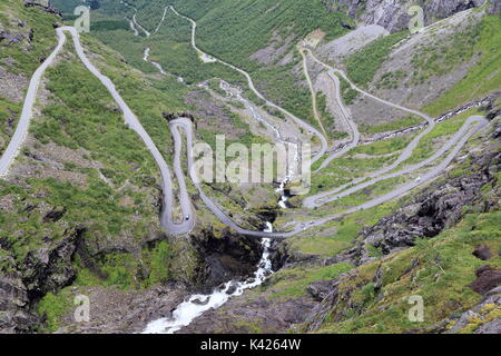 Route du col de montagne de trollstigen andalsnes, more og Romsdal, norway, Scandinavia, Europe Banque D'Images