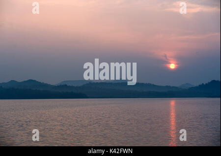 Lever tôt le matin, le GIR Forest National Park and Wildlife Sanctuary, Gujarat, Inde Banque D'Images