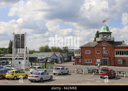 Club-house, Musée de Brooklands, Weybridge, Surrey, Angleterre, Grande-Bretagne, Royaume-Uni, UK, Europe Banque D'Images