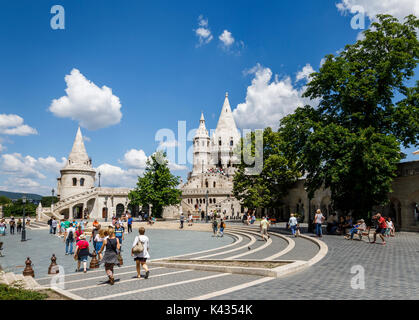 L'emblématique du Bastion des Pêcheurs, quartier du château de Buda, à Budapest, capitale de la Hongrie, de l'Europe centrale Banque D'Images