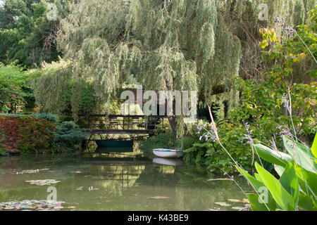 Les jardins de l'eau célèbre Labor-Marliac pour cultiver des nénuphars Banque D'Images