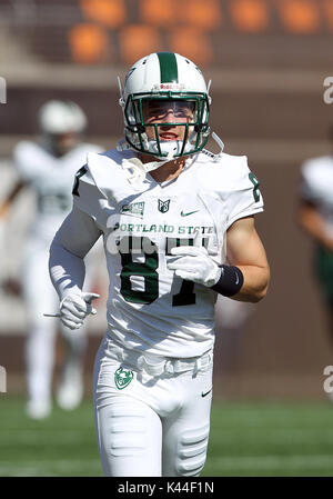 Reser Stadium, Corvallis, OR, USA. 09Th Sep 2017. La Portland State Vikings wide receiver Easton Trakel (87) au cours de la NCAA football match entre l'Oregon State Beavers et l'état de Portland Vikings à Reser Stadium, Corvallis, OR. Larry C./LawsonCSM Alamy Live News Banque D'Images