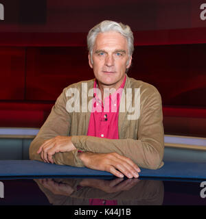 Berlin, Allemagne. 4e Septembre, 2017. Dur mais juste. Walter Sittler - acteur allemand, GER, Berlin, 04.09.2017, la Modération : Frank Plasberg, Foto : Uwe Koch/fotobasis.de crédit : Uwe Koch/Alamy Live News Banque D'Images