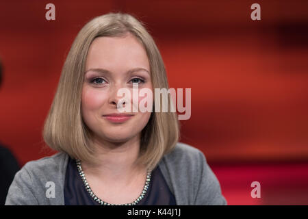 Berlin, Allemagne. 4e Septembre, 2017. Dur mais juste. Lisa Sophie - youtube - ItsColeslaw, GER, Berlin, 04.09.2017, la Modération : Frank Plasberg, Foto : Uwe Koch/fotobasis.de crédit : Uwe Koch/Alamy Live News Banque D'Images