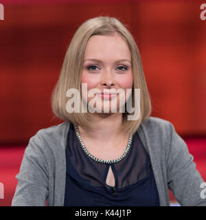 Berlin, Allemagne. 4e Septembre, 2017. Dur mais juste. Lisa Sophie - youtube - ItsColeslaw, GER, Berlin, 04.09.2017, la Modération : Frank Plasberg, Foto : Uwe Koch/fotobasis.de crédit : Uwe Koch/Alamy Live News Banque D'Images