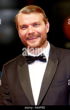 Venise, Italie. 08Th sep 2017. pilou asbæk participant à la 'woodshock' première mondiale au 74e festival international du film de Venise au Palazzo del cinema sur septembre 04, 2017 à Venise, Italie : crédit-geisler fotopress/Alamy live news Banque D'Images