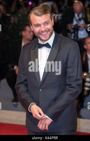 Venise, Italie. 08Th sep 2017. pilou asbæk participant à la 'woodshock' première mondiale au 74e festival international du film de Venise au Palazzo del cinema sur septembre 04, 2017 à Venise, Italie : crédit-geisler fotopress/Alamy live news Banque D'Images