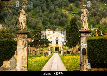 Maison de contrà San Giorgio, Bassano del Grappa, province de Vicenza, Vénétie, Italie. Villa historique en milieu rural. Banque D'Images