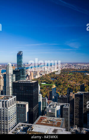USA, New York, New York City, Mid-Town Manhattan view de Central Park, matin