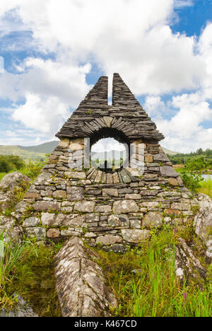 Le Sneem pyramides la création de James Scanlon pour un projet du Conseil, Sneem Iveragh Irlande Banque D'Images