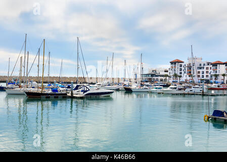 Agadir. Maroc - Décembre 23, 2016 : Avis de bateaux à port de plaisance Banque D'Images