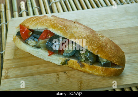 Caponata Sicilienne - Sandwiches pique-nique l'aubergine relish, Close up Banque D'Images