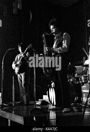 Jazz/Blues band Le Web apparaissent au cours de l'Université de Bristol's Freshers Semaine au Presco danse dans l'Anson chambres sur le 30 septembre 1969. Banque D'Images